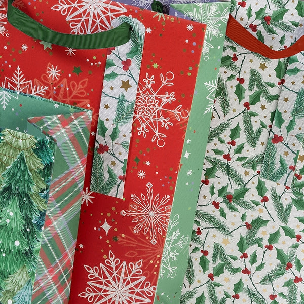 Assorted Christmas Gift Bags - Snowy Nature