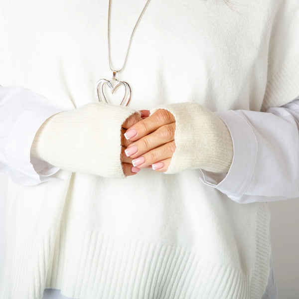 Freya Fingerless Gloves - Cream