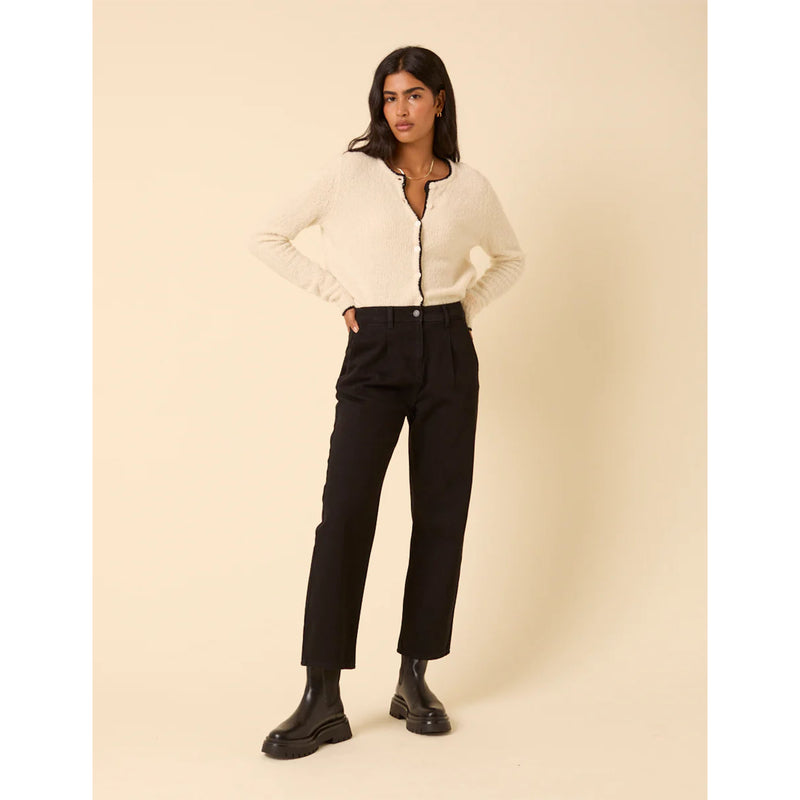 High Rise Pleated Jeans - Black
