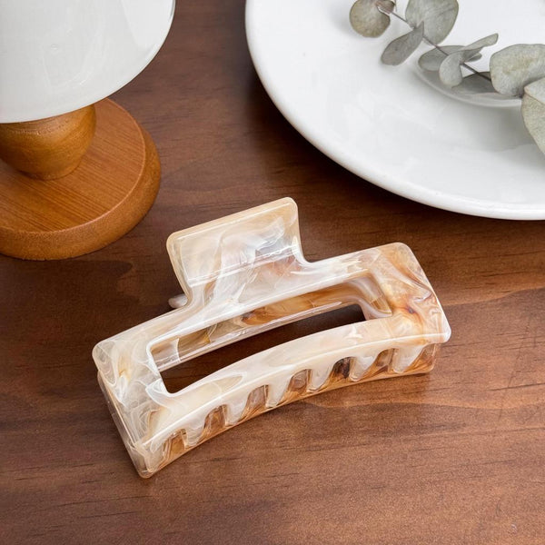 Long Resin Claw Hair Clip - Caramel Marble