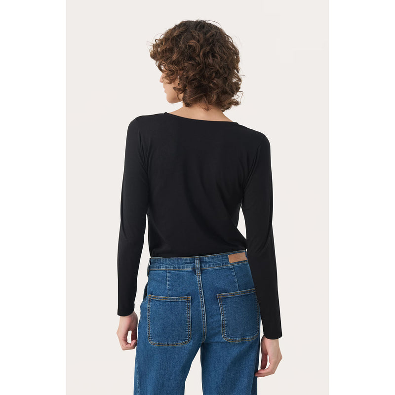 Nemajas Long Sleeve T-Shirt - Black