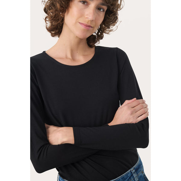 Nemajas Long Sleeve T-Shirt - Black